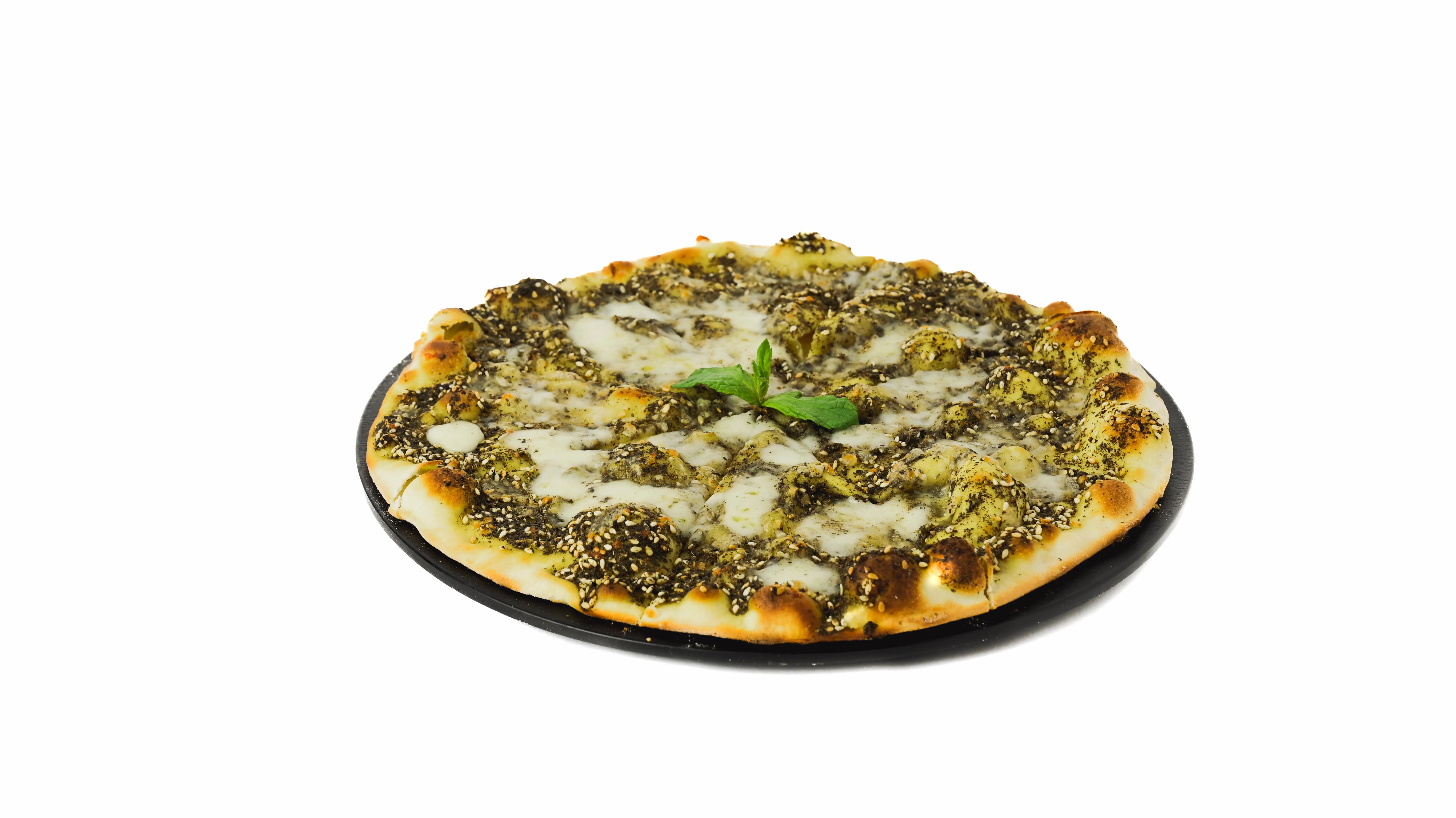 منقوشة زعتر وجبنة